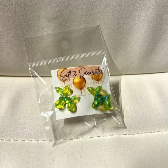 NWT- Dog Balloon Animal Earring Set - Green - Picture 1 of 3